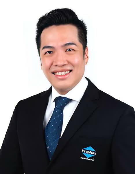Adrian Lee 李俊汶