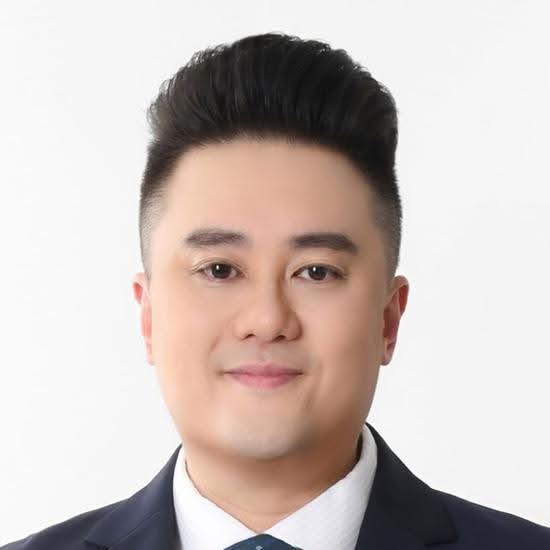 Lawrence Ng 黄启恒