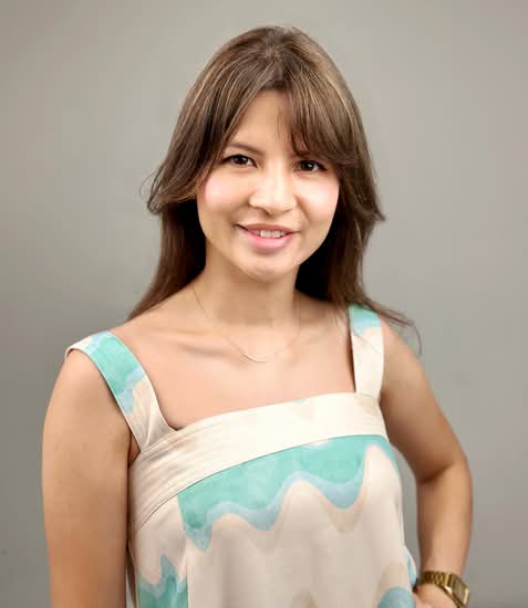 Roxanne Lee