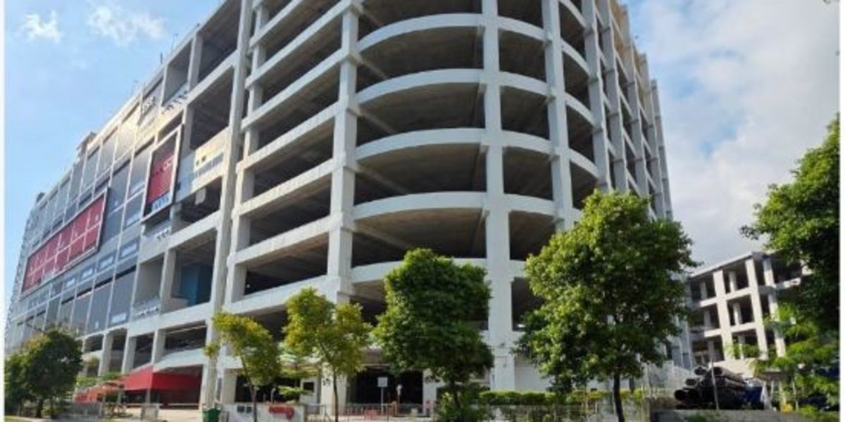 Industrial space at 4 Benoi Crescent