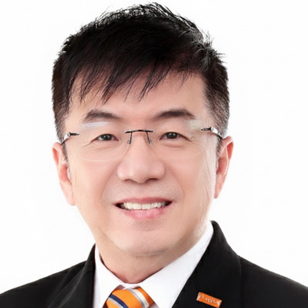 Philip Tan