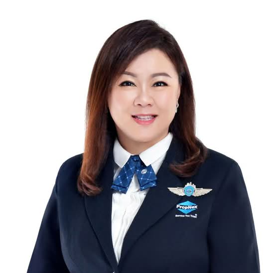 Annie Lee