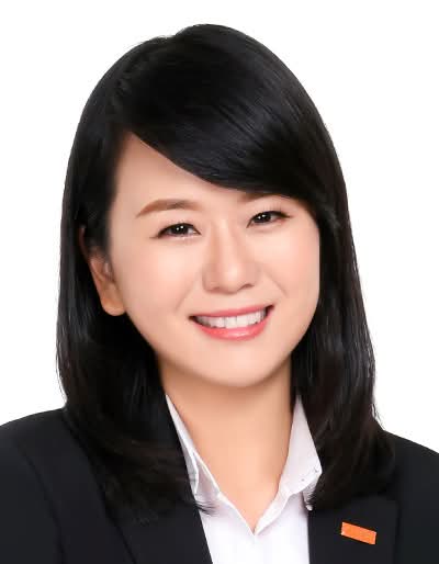 Mandy Huang
