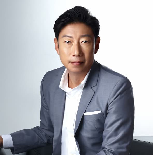 Mike Chen